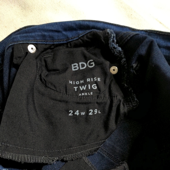 BDG Women's High-Rise Blue Jeans Twig Ankle 24x29 - Picture 4 of 10